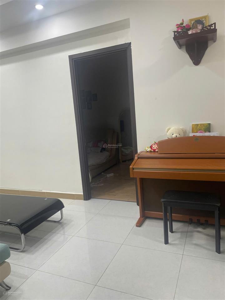 Cho thuê 50m² 1pn1wc full nt giá 7,5tr 1/8 ở được. quan tâm inbox cho em đức khải quận 7