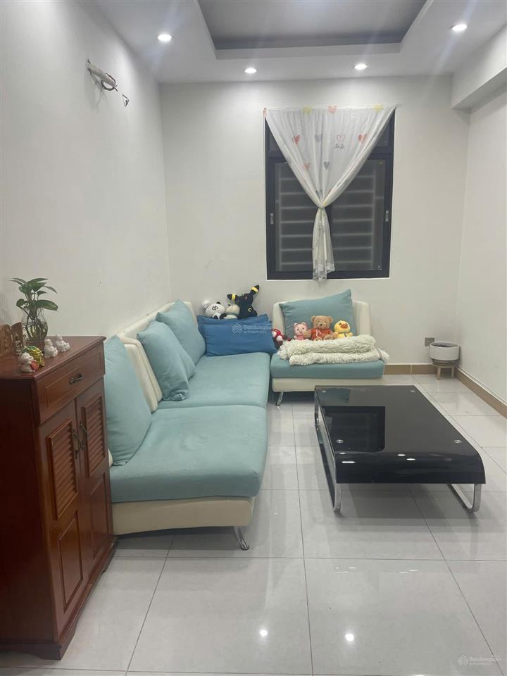 Cho thuê 50m² 1pn1wc full nt giá 7,5tr 1/8 ở được. quan tâm inbox cho em đức khải quận 7