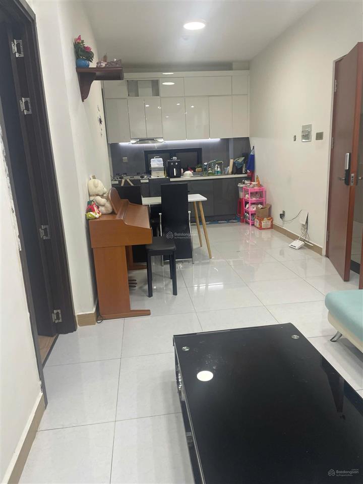 Cho thuê 50m² 1pn1wc full nt giá 7,5tr 1/8 ở được. quan tâm inbox cho em đức khải quận 7