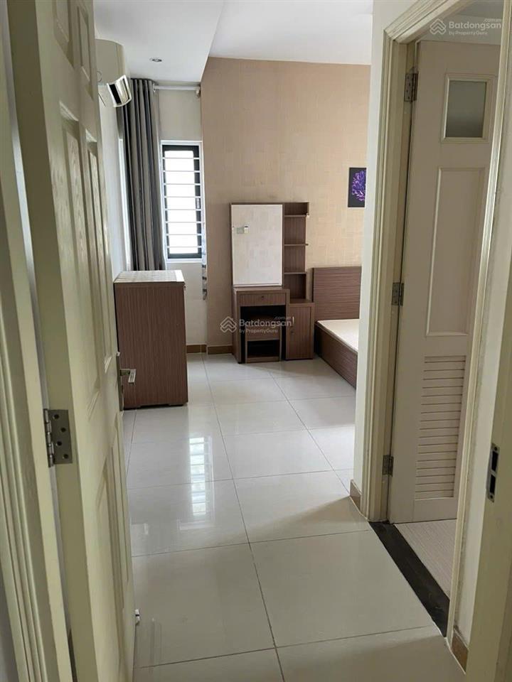 Cho thuê 90m2 2pn2wc căn góc full nt nhà đẹp 10tr ở liền được tại đức khải quận 7 inbox em ngay