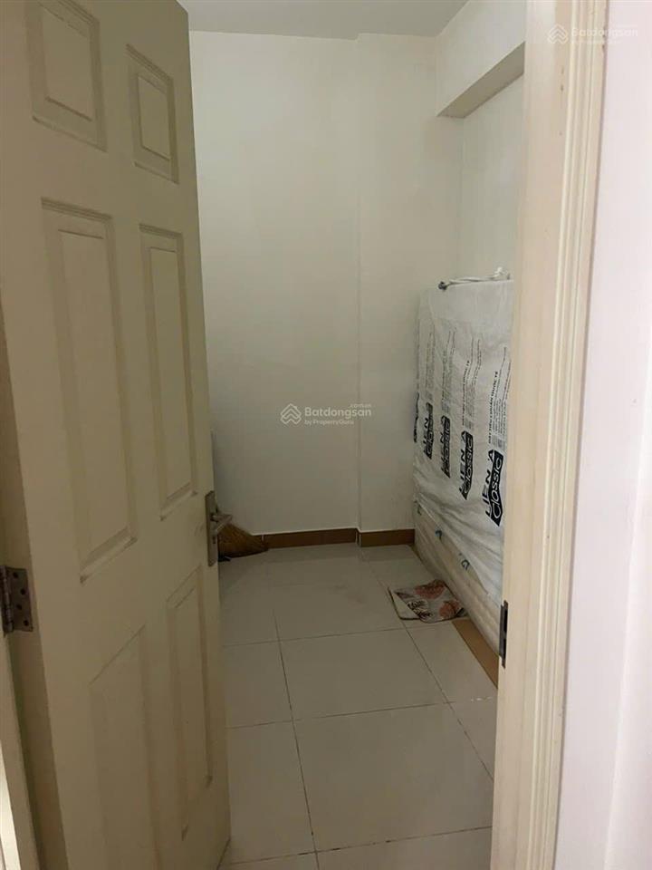 Cho thuê 90m2 2pn2wc căn góc full nt nhà đẹp 10tr ở liền được tại đức khải quận 7 inbox em ngay
