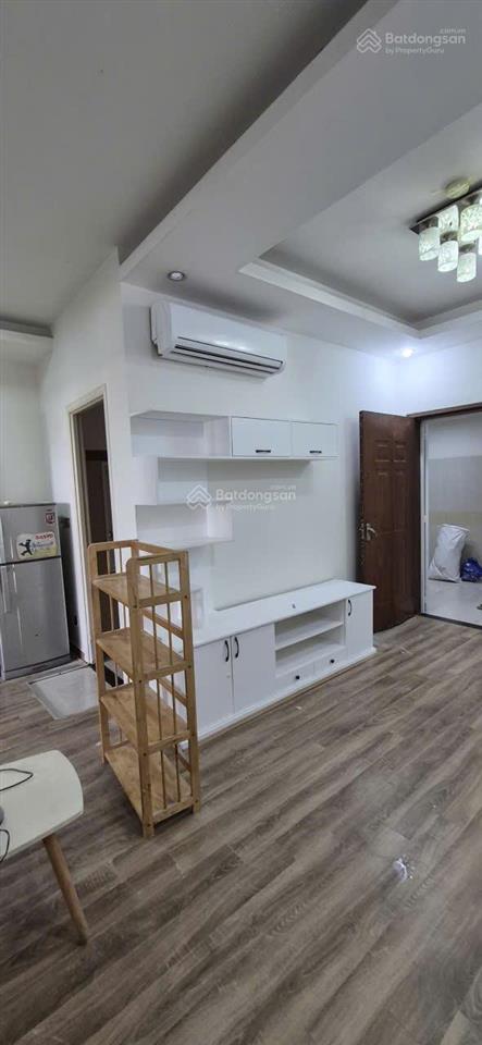 Cho thuê 45m2 1pn1wc full nt giá 7tr nhà đẹp mới sơn sửa lại ở liền tại đức khải quận 7 inbox xem