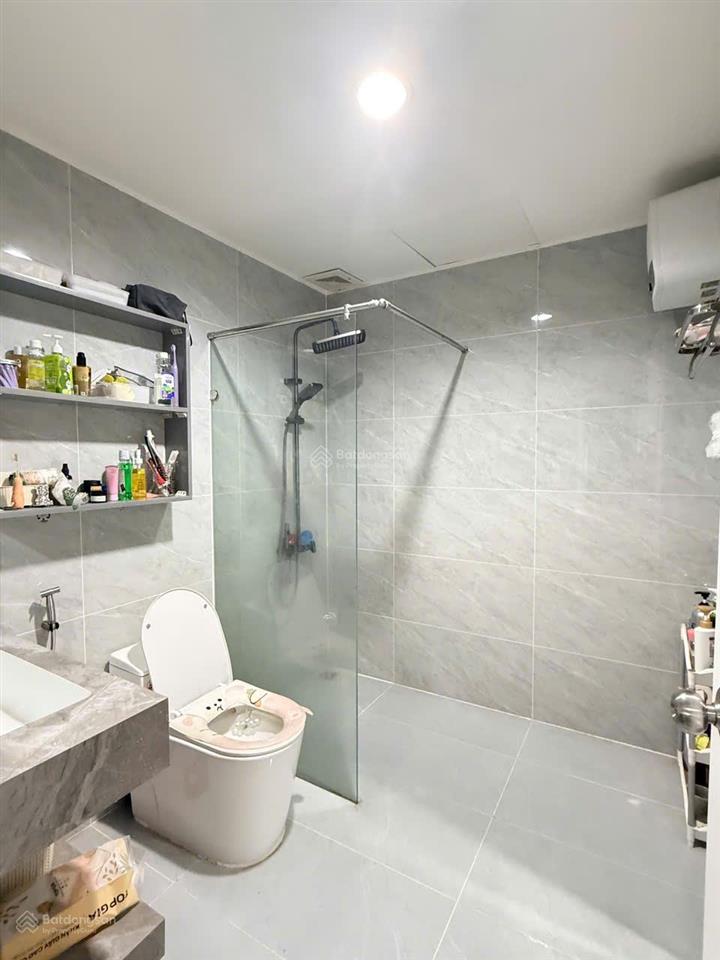 Bán căn 48m2 1pn1wc full nt nhà siêu đẹp chỉ 2,5 tỷ có sẵn sổ hồng, có hỗ trợ vay tại đức khải q7
