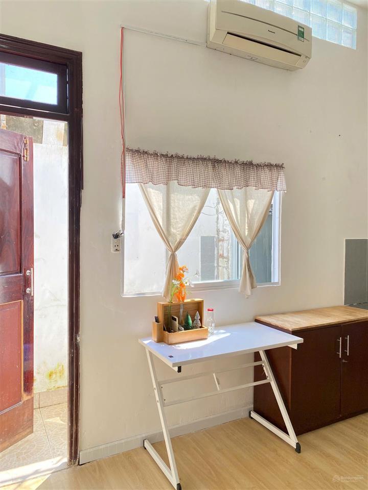 Cho thuê cc mini 1pn, 1wc, 20m2, giá 4,2 triệu tại 115/3 phạm hữu lầu, q7, tp.hcm