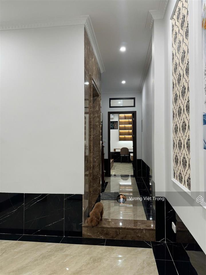 Dt 55m x 6t thang máy mới tinh phố phạm văn đồng.bắc từ liêm.gần ô tô.giá 12,5 tỷ