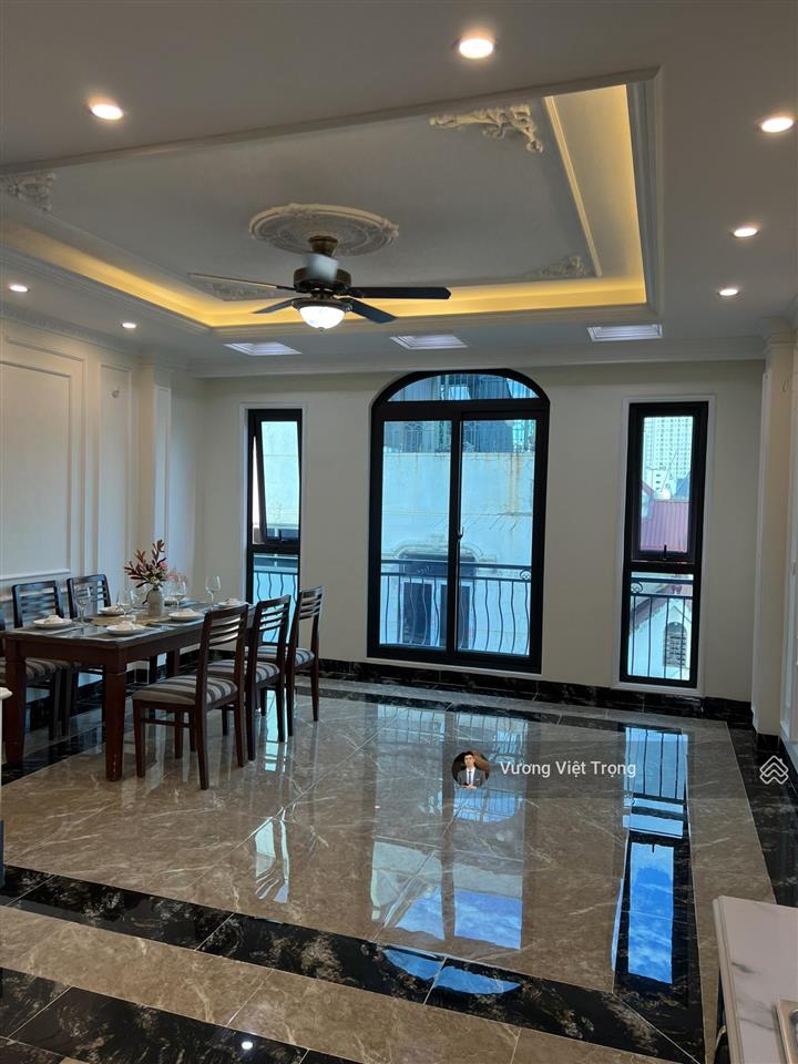 Dt 60m xây 6t thang máy mới tinh ô tô vào nhà.phố võ chí công.bưởi.tây hồ.giá 19,7 tỷ