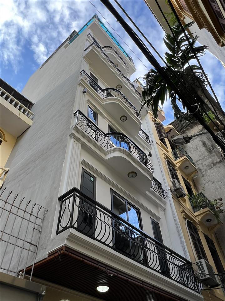 Dt 60m xây 6t thang máy mới tinh ô tô vào nhà.phố võ chí công.bưởi.tây hồ.giá 19,7 tỷ