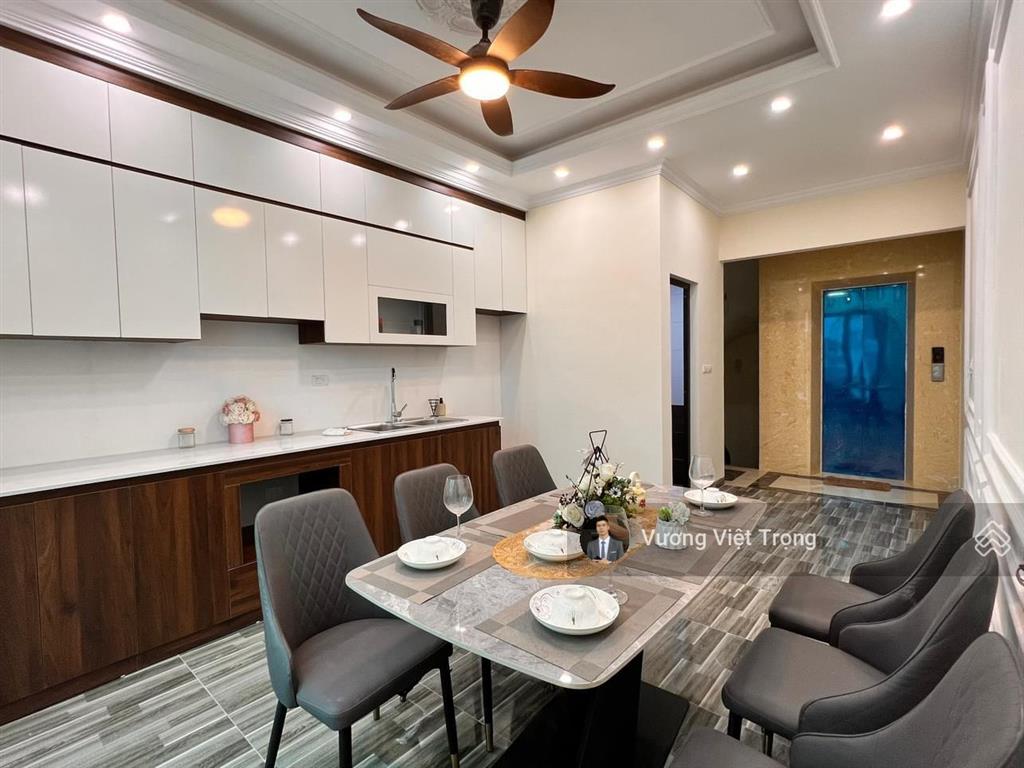 Cực hiếm! phố xã đàn, ô chợ dừa, đống đa. dt 35m² x 6t thang máy mới, cách ô tô 50m. giá 11,9 tỷ