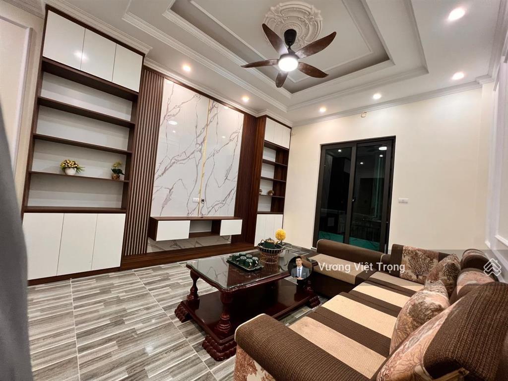 Cực hiếm! phố xã đàn, ô chợ dừa, đống đa. dt 35m² x 6t thang máy mới, cách ô tô 50m. giá 11,9 tỷ