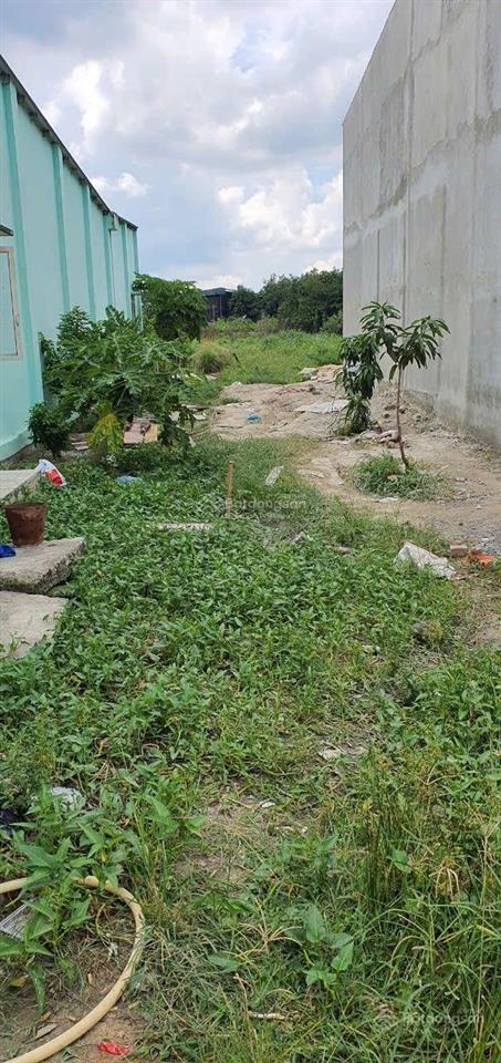 Mặt tiền đường dh604, gần hoa viên, thuận tiện kinh doanh nhiều ngành hàng và để ở