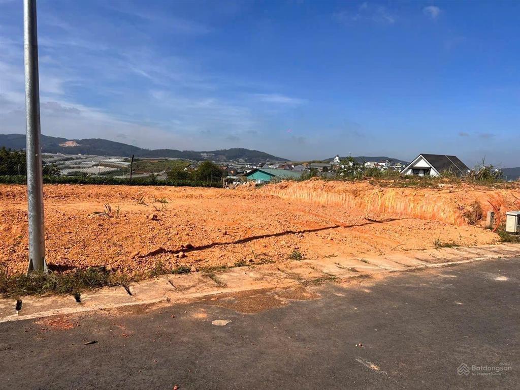 Hàng hiếm đất view đẹp  giá tốt đường cao thắng phường 7 đà lạt