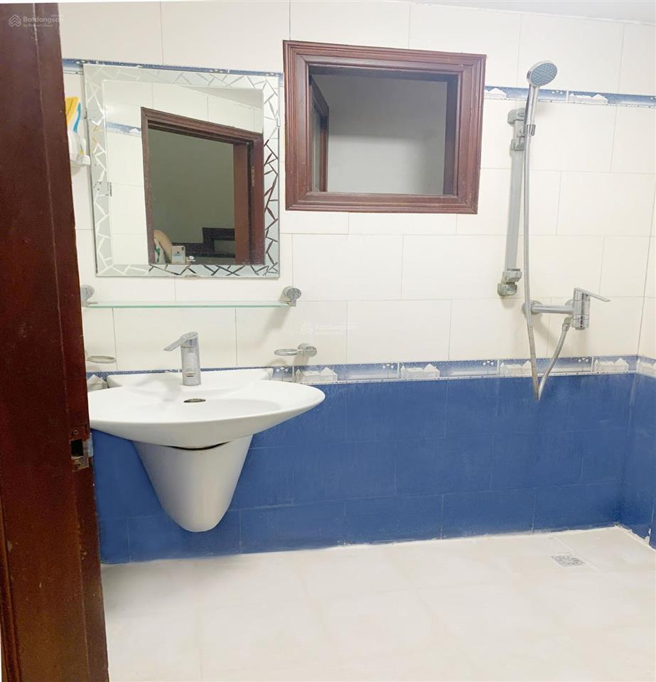 Cho thuê nhà kv phố phố vọng  đại la  nhà đẹp 4pn  vừa ở vừa kd online  giá 12tr/tháng