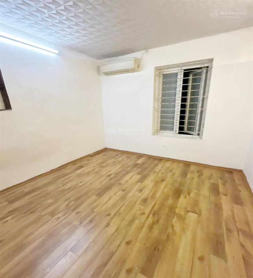 Phố hàng bài  nhà đẹp 2 phòng ngủ rộng  1 phút ra hồ hoàn kiếm 8,5tr/tháng