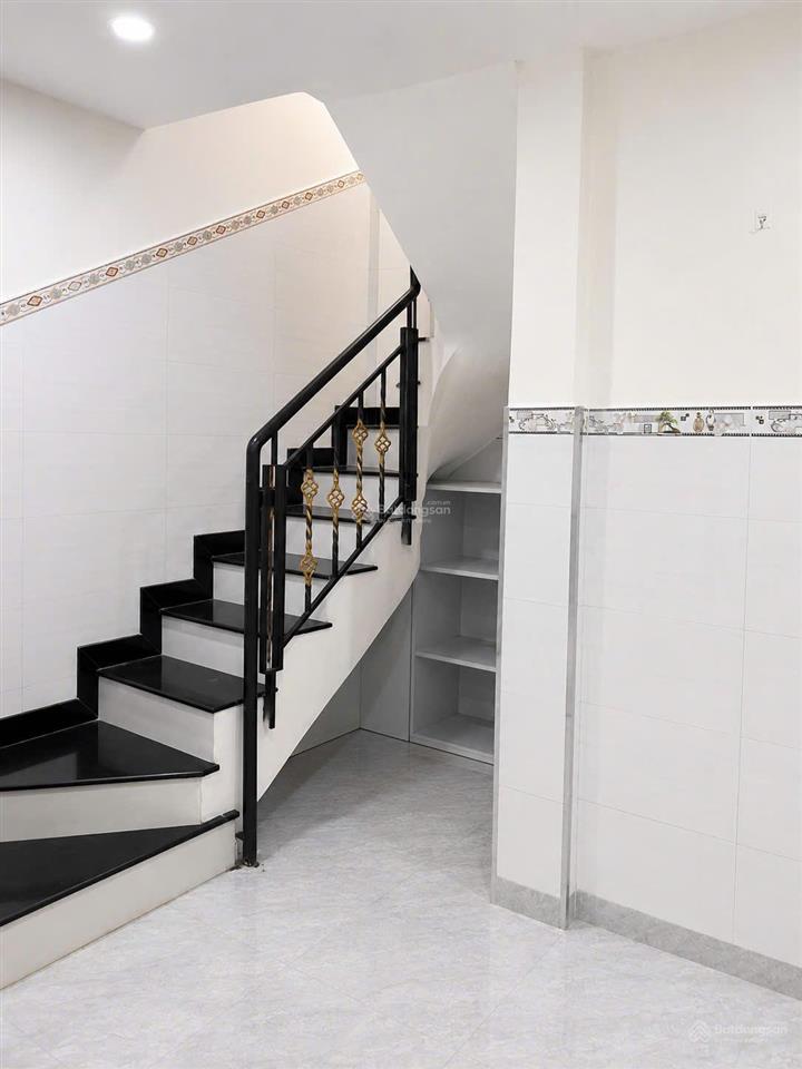 Bán nhà hẻm cách mạng tháng 8 p. tân sơn nhất, tp. hcm (phường 05, quận tân bình cũ)
