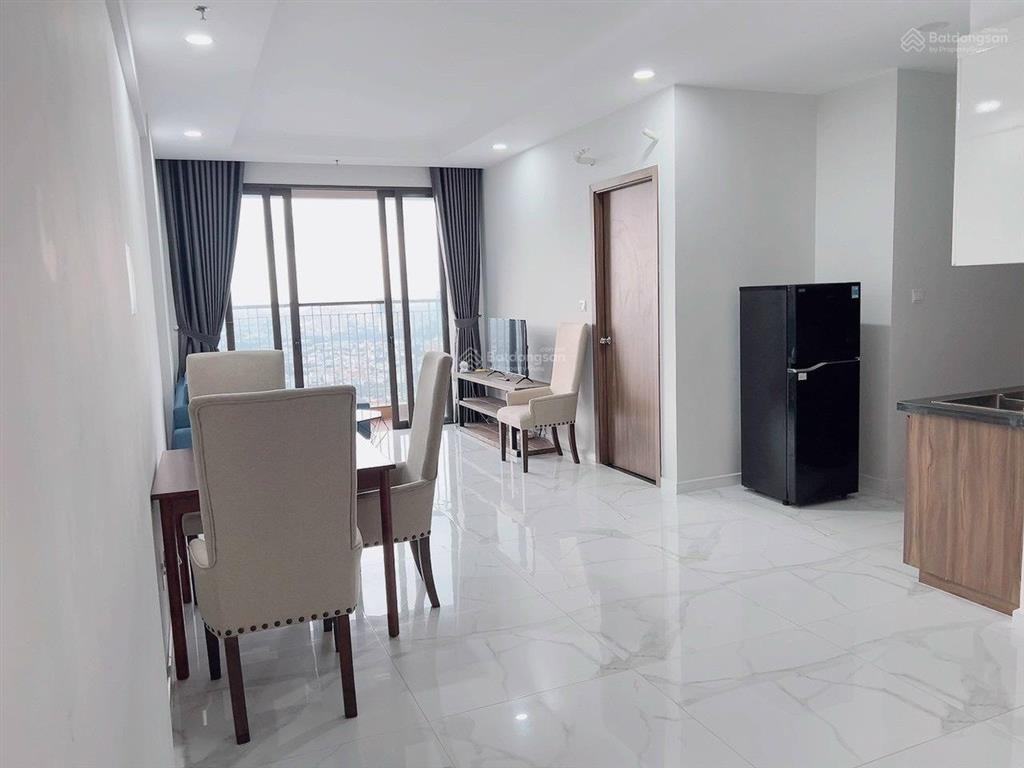 Chính chủ bán lỗ opal skyline 2 phòng 61m2 giá 1,95 tỷ full vat bao sang tên giá tốt dự án