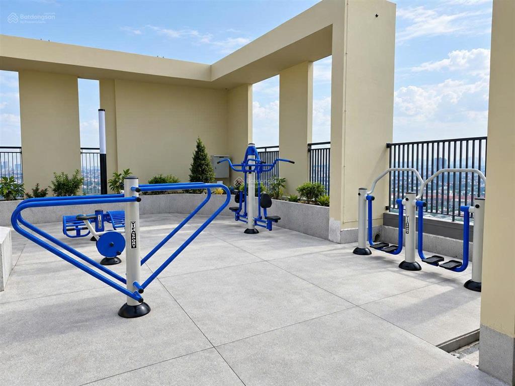 Bán gấp 2pn 73,5m2 giá 2.5 tỷ dự án a&t sky garden,  0902 200 *** ms tâm