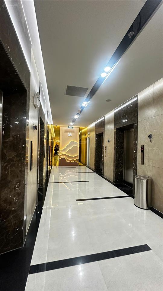 Cần bán 1pn a&t sky garden giá 1.8 tỷ bao bảo trì, tầng thoáng  0902 200 *** ms tâm