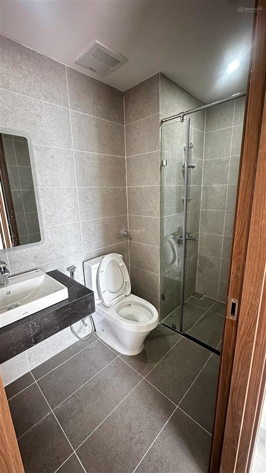 Cần bán 1pn a&t sky garden giá 1.8 tỷ bao bảo trì, tầng thoáng  0902 200 *** ms tâm