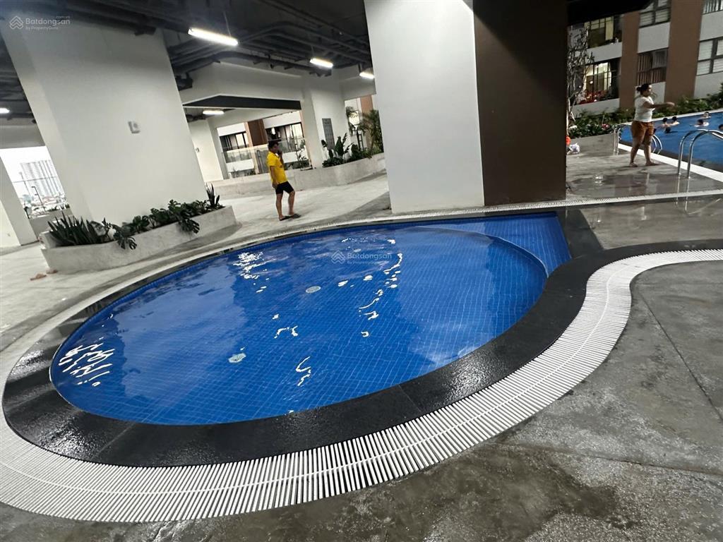 Cần bán 1pn a&t sky garden giá 1.8 tỷ bao bảo trì, tầng thoáng  0902 200 *** ms tâm