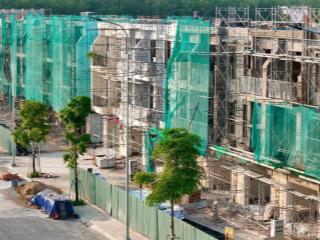 Bán nhà phố xây sẵn 70m2 (5x15) giá 2 tỷ 7  khu compound cao cấp lan anh avenue kề kcn vsip 3