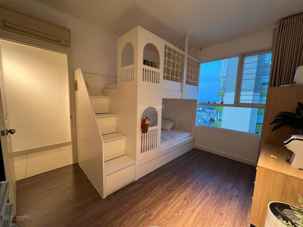 Cần bán căn 3pn rộng tới 130m2, tầng cao view đẹp và thoáng, giá rẻ nhất vista verde chỉ 11,8 tỷ