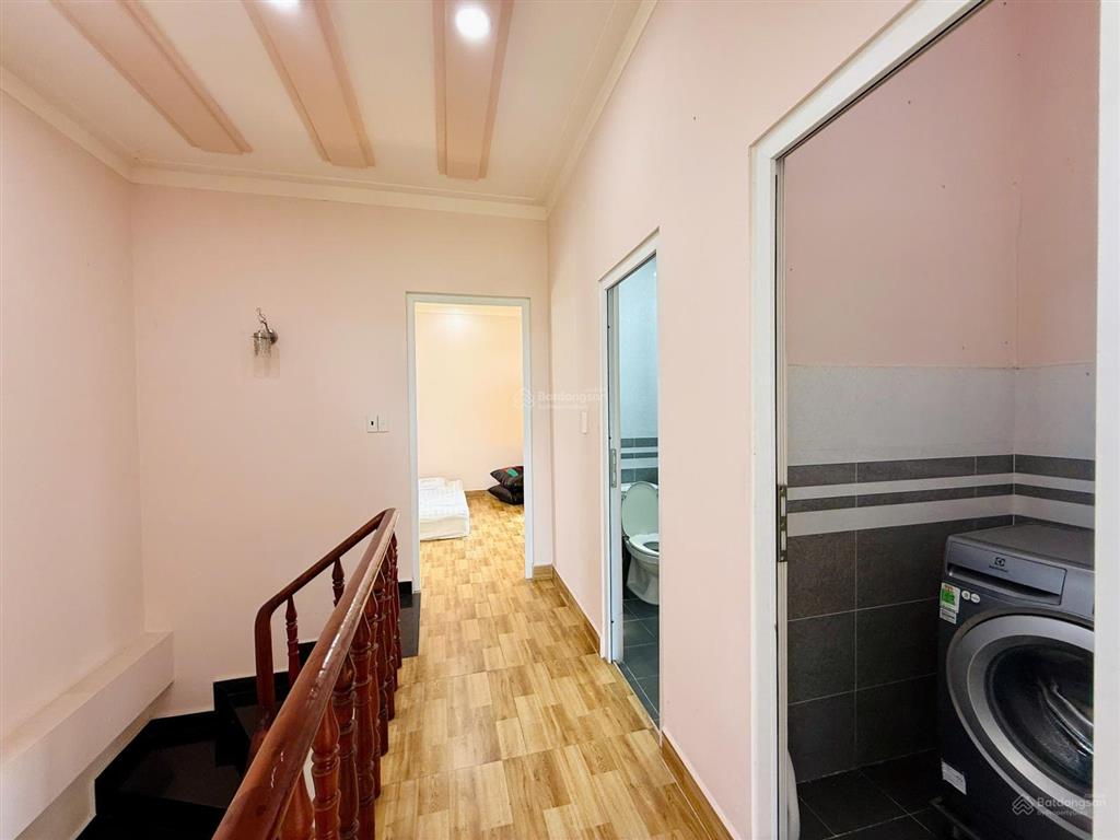 Bán nhà sân vườn 169m2 sân rộng cây ăn trái có nhà 2 lầu chỉ 5.5tỷ