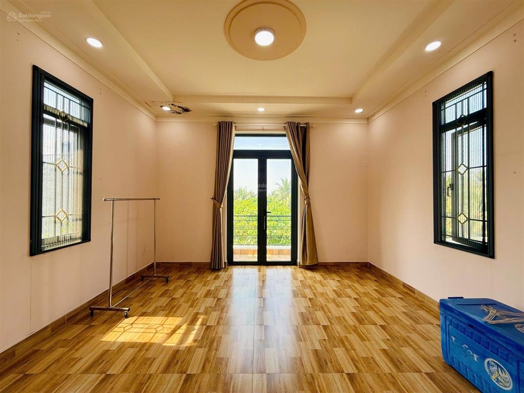 Bán nhà sân vườn 169m2 sân rộng cây ăn trái có nhà 2 lầu chỉ 5.5tỷ