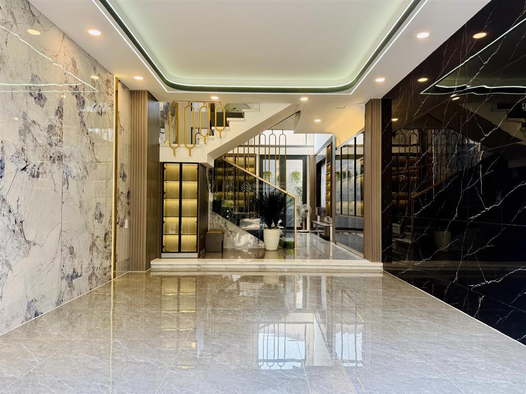 Bán nhà ngay chợ cầu đồng xây mới full nội thất sạch đẹp giá tốt