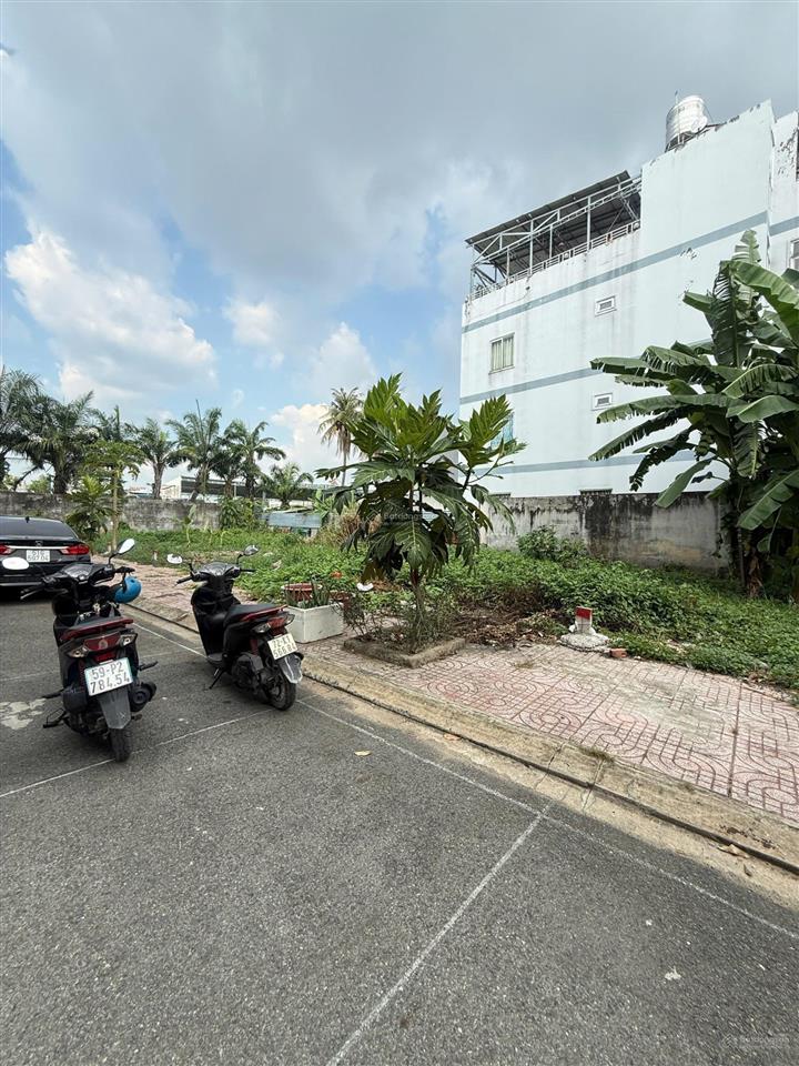 Còn 1 lô duy nhất khu phân lô đường đẹp giá 3.75 tỷ gần hà huy giáp