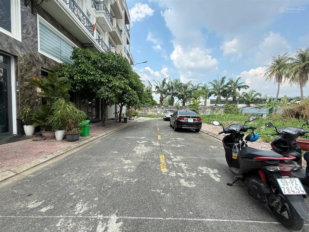 Còn 1 lô duy nhất khu phân lô đường đẹp giá 3.75 tỷ gần hà huy giáp