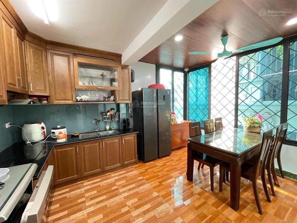Cần bán gấp nhà khương đình, thanh xuân. 35m2 x 6 tầng, thang máy, ô tô, tinh doanh. giá 11.8 tỷ.