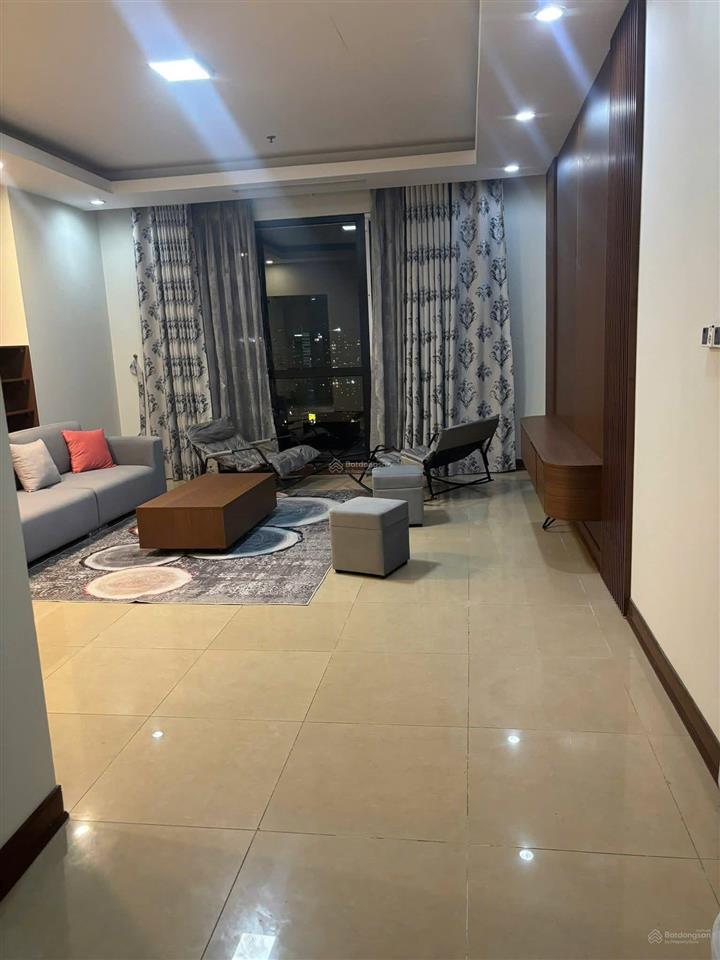 Bán căn hộ 3n tòa r1, royal city nguyễn trãi. 152m², nội thất đầy đủ, tầng trung, giá 21,65 tỷ.