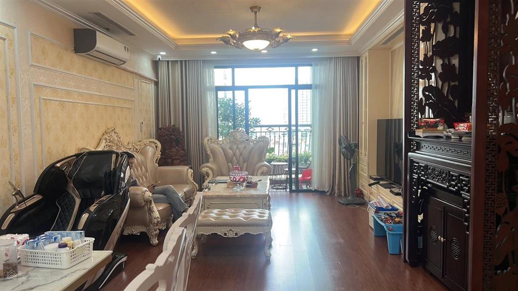 Duy nhất căn 2n tòa r3, royal city nguyễn trãi, thanh xuân. 116m2, tầng đẹp, nội thất đẹp, 17.9 tỷ.