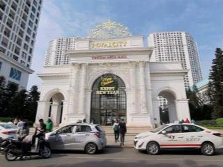 Duy nhất căn 2n tòa r3, royal city nguyễn trãi, thanh xuân. 116m2, tầng đẹp, nội thất đẹp, 17.9 tỷ.