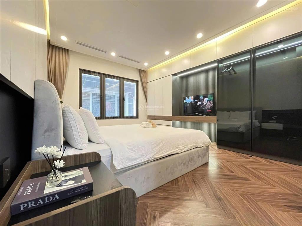Cần bán gấp nhà phố hoàng đạo thành, khương đình, thanh xuân. 35m2 x 7t,thang máy, ôtô, nhỉnh 11 tỷ