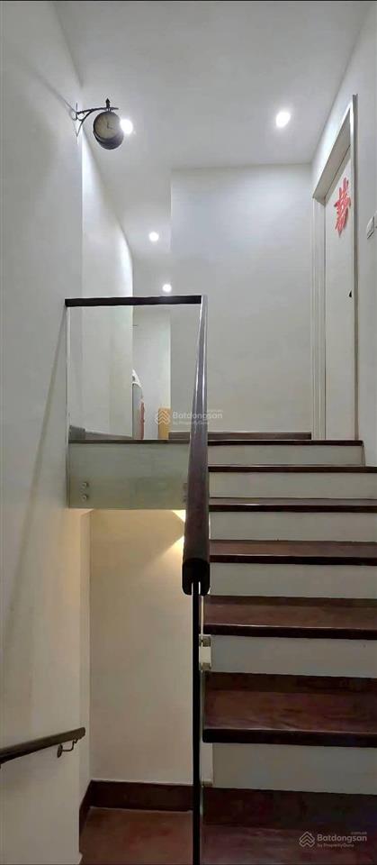 Bán căn hộ 3n tòa s2, goldseason 47 nguyễn tuân, thanh xuân. 105m2, nội thất đẹp, tầng trung. 12.2t
