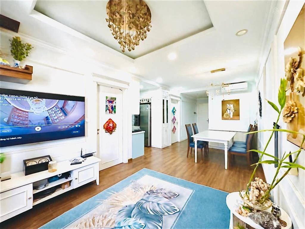 Cân bán gấp chung cư five star kim giang, thanh xuân. 71m2, 2n, 2wc, nt đầy đủ, tầng trung. 6.6 tỷ.