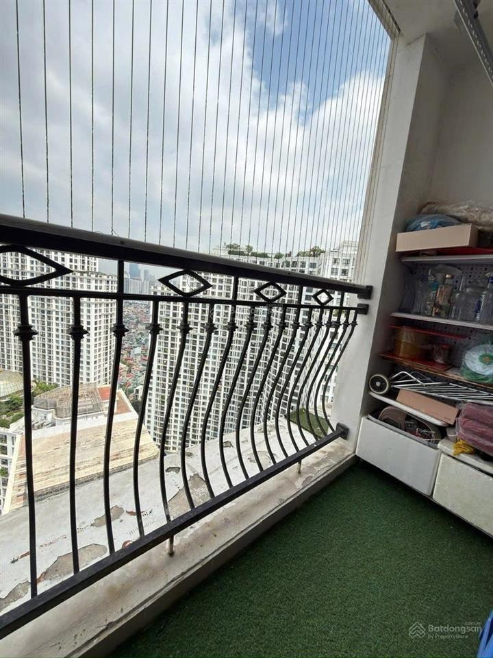 Bán gấp gấp căn hộ cc 3pn, 2wc tại tòa r4, royal city, thanh xuân, hà nội, giá tốt, 16,2 tỷ, 131m2.