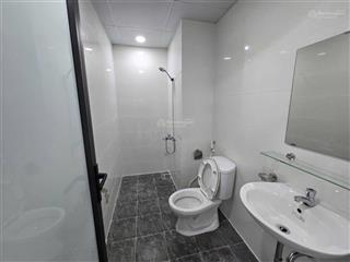 Căn chung cư hà quang sh08 t1410, có ban công. dt 44.7m2 có máy lạnh. có sổ pháp lý nhà ở xã hội