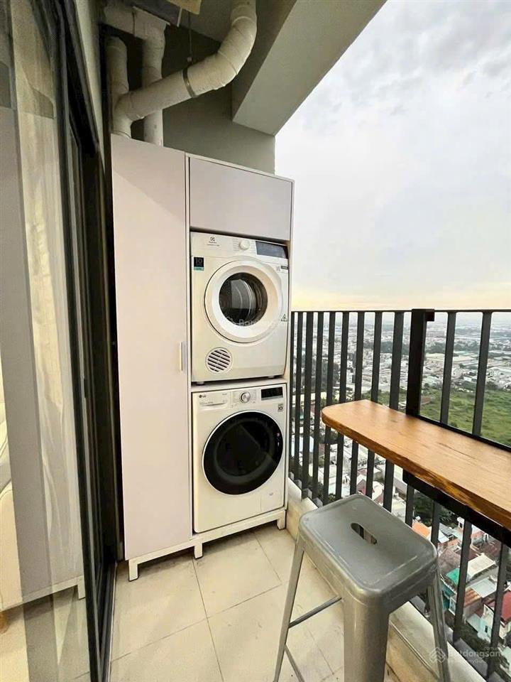 Bán căn hộ 120m2, 3pn, 2wc cao ốc satra eximland, phan đăng lưu, q. phú nhuận, 8,5 tỷ 0905 663 ***