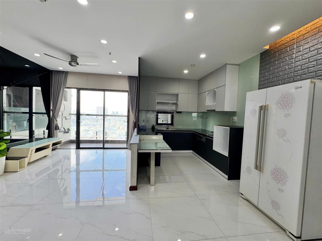 Căn hộ chung cư res 11 tại lạc long quân, chỉ 4,75 tỷ, 73.14m2(tim tường)67.6m2, 2pn 2wc 0905 663 ***