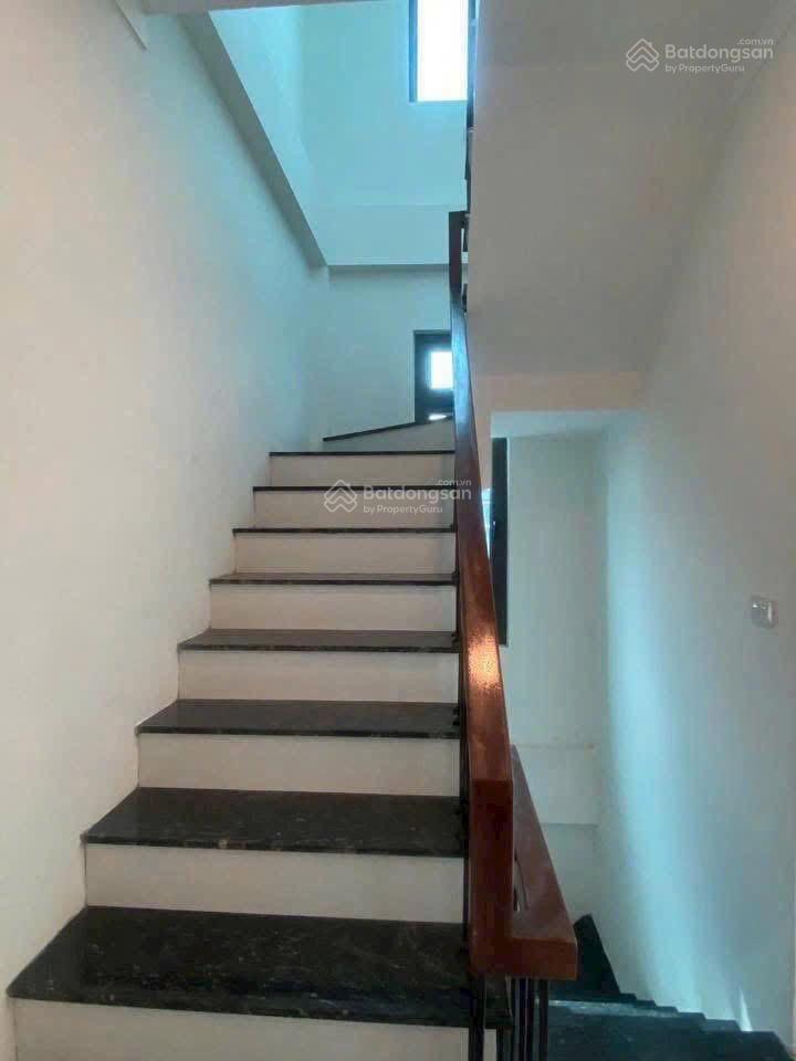 Đất trục chính kinh doanh tại ngọc giang . vĩnh ngọc . đông anh . hà nội cần bán tặng nhà 3 tầng