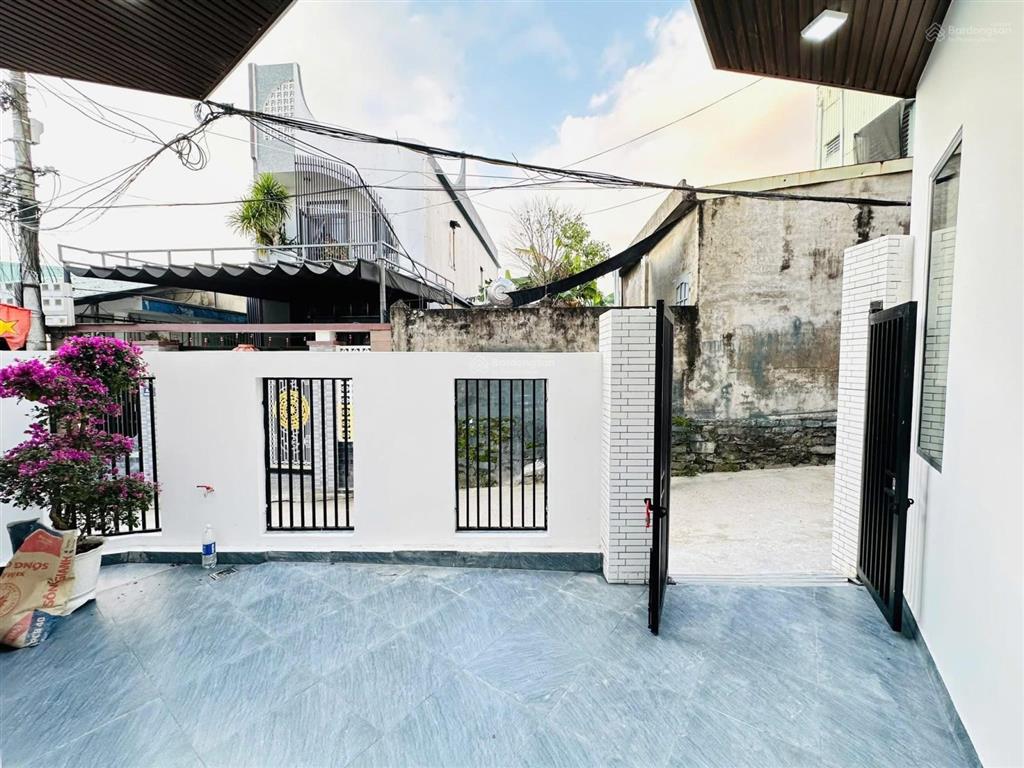 Siêu phẩm 2mk oto đỗ trước nhà trường chinh