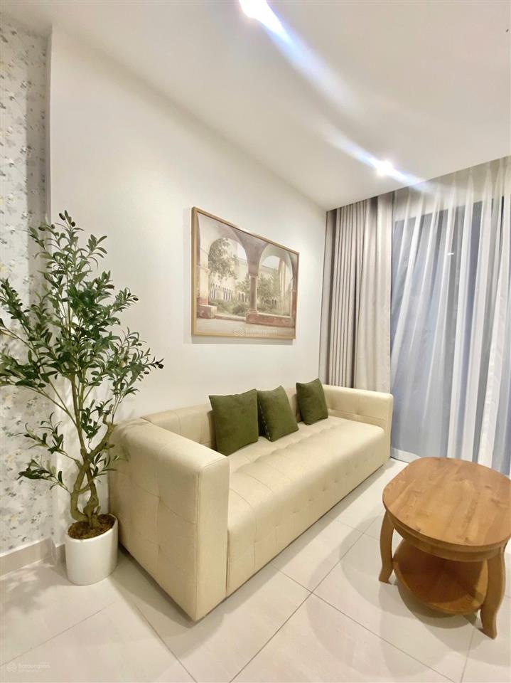Cho thuê cc 3pn tại vinhomes grand park, 12 triệu, 82m2 bao đẹp, giá ưu đãi