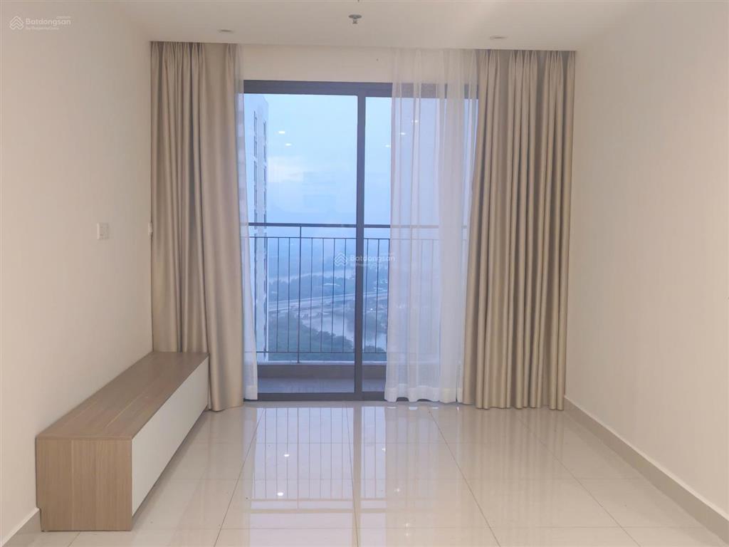 Cho thuê cc 3pn tại vinhomes grand park, 12 triệu, 82m2 bao đẹp, giá ưu đãi