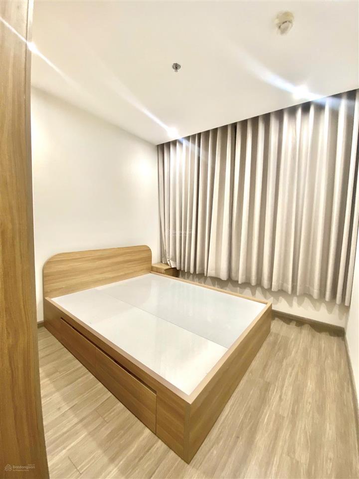 Cho thuê cc 3pn tại vinhomes grand park, 12 triệu, 82m2 bao đẹp, giá ưu đãi