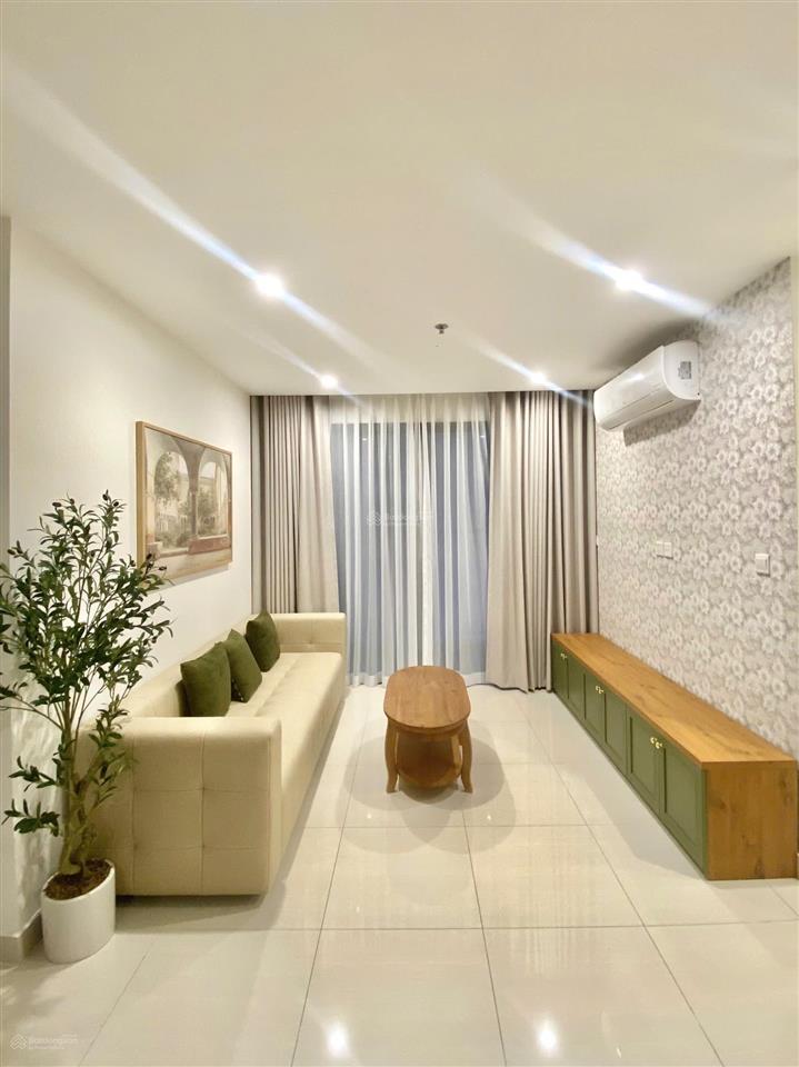 Cho thuê cc 3pn tại vinhomes grand park, 12 triệu, 82m2 bao đẹp, giá ưu đãi