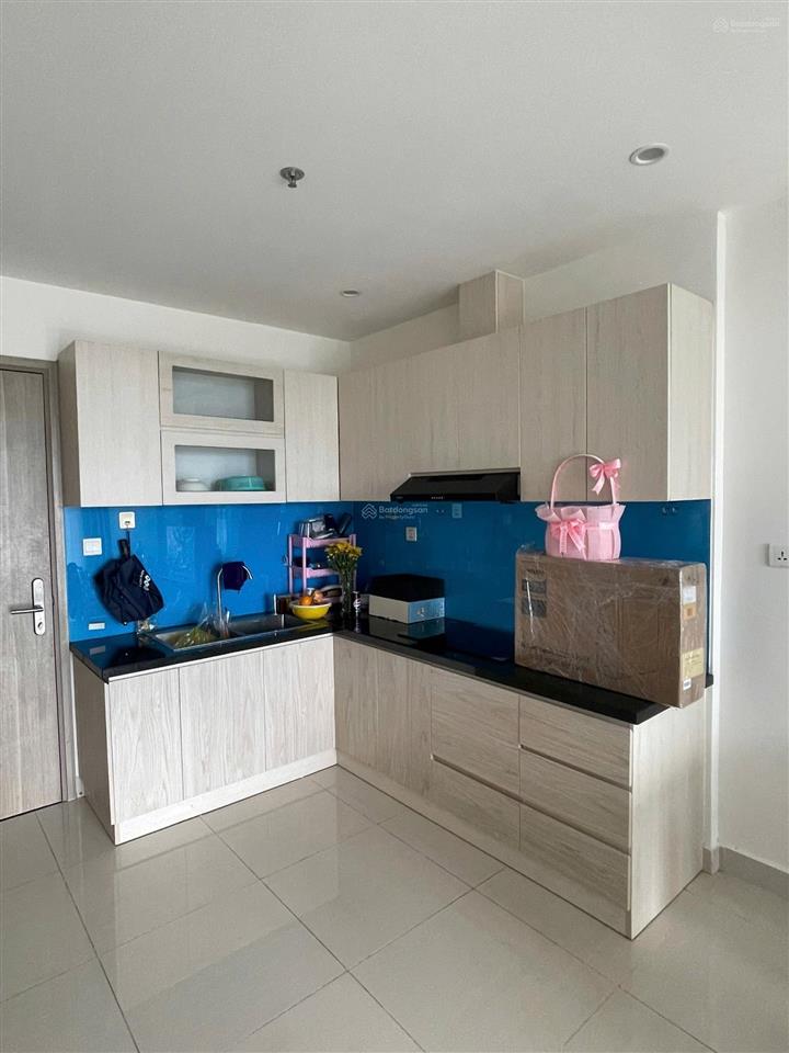 Cho thuê cc vinhomes grand park, 8,5 triệu vnd, 69m2, 2pn, 2wc, view đẹp, tốt
