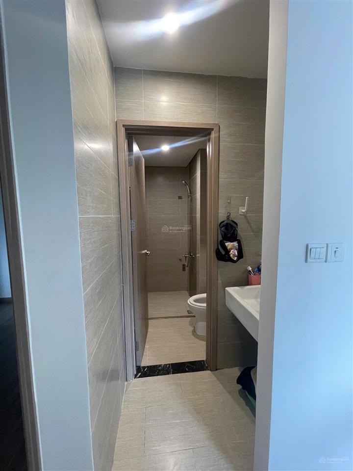Cho thuê cc vinhomes grand park, 8,5 triệu vnd, 69m2, 2pn, 2wc, view đẹp, tốt