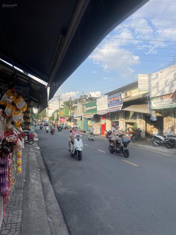 Bán đất mặt tiền đường lô tư, diện tích lớn, đẹp, vuông vức, thích hợp đầu tư